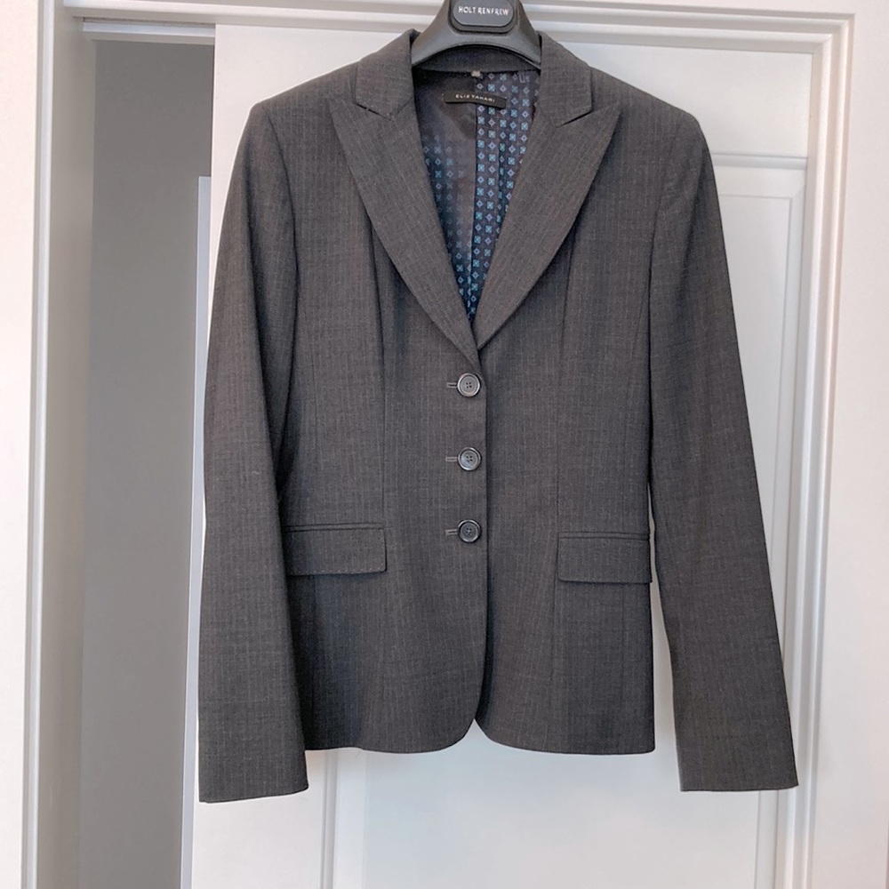 Elie Tahari Women’s Suit
